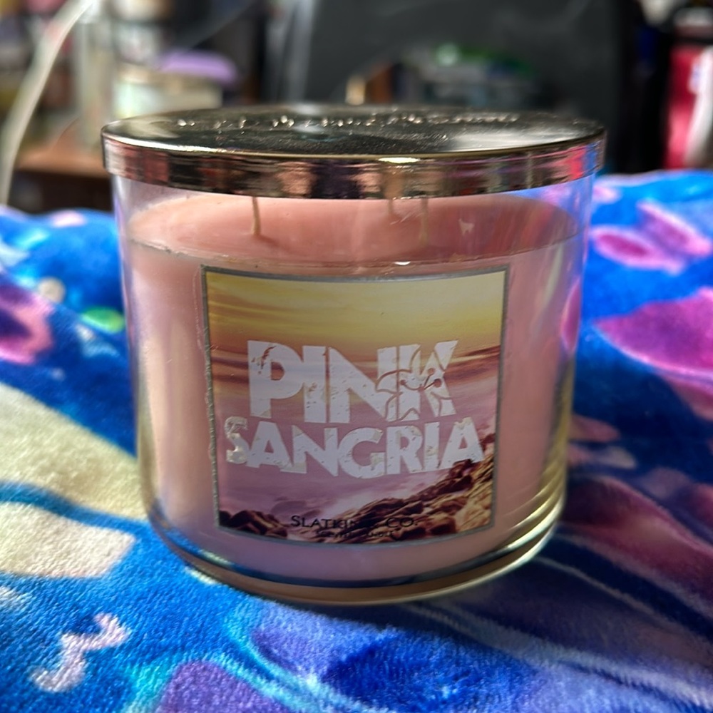 Slatkin&co Rare Pink Sangria 3wick candle